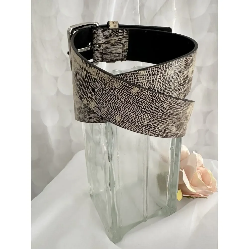 VTG WCM New York Women’s small genuine Italian leather belt animal print silver